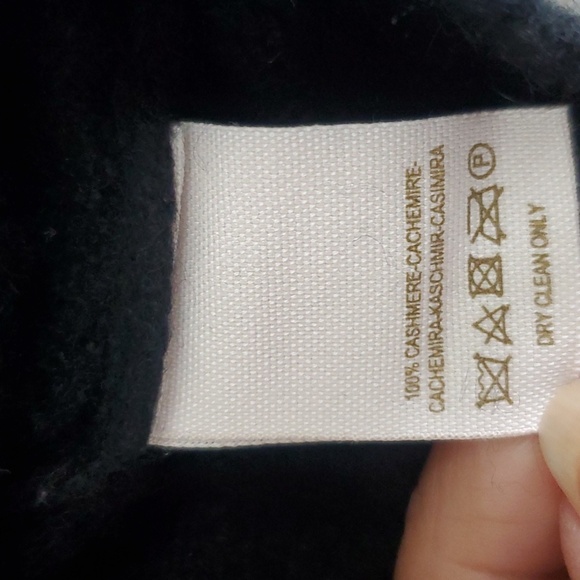 Free People Croped cashmere sweater size xs in gently used condition - Picture 3 of 5